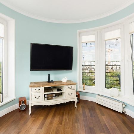 Malta Lake Apartment Balcony And Parking By Renters Prestige 포즈난 외부 사진
